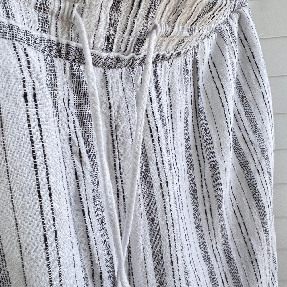 Time & True. Size XL, Striped Wide Leg Pants - Picture 6 of 8